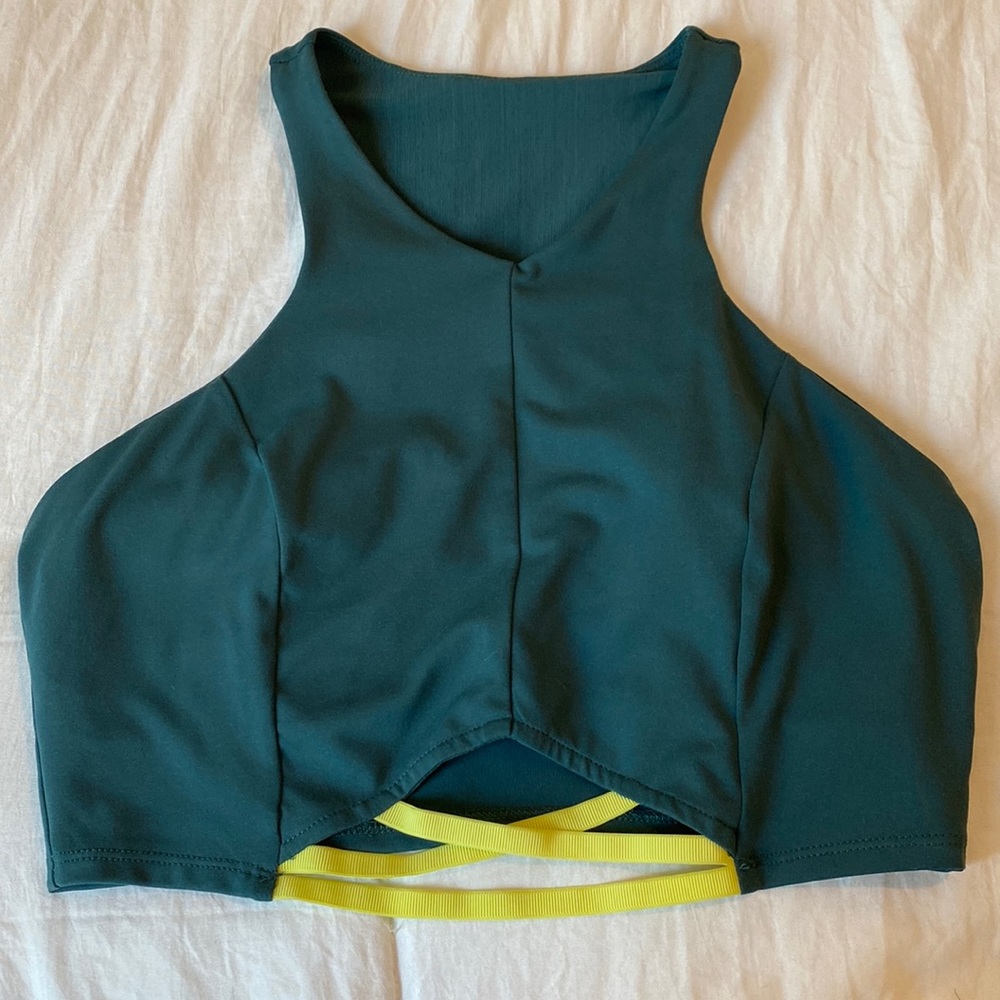 Fabletics crop workout tank medium